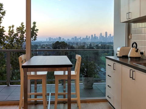 BestView St Kilda Spectacular Sunset Hideaway - Boutique Self-contained Luxury Apartment - Darwin Holiday 0
