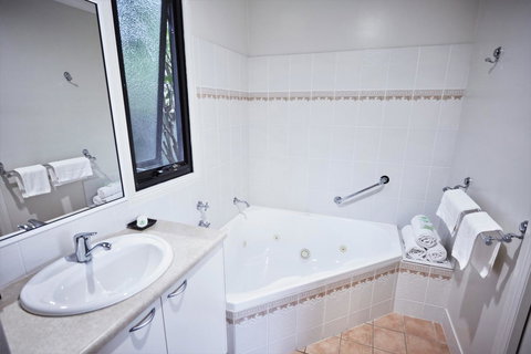 Goldfield Holiday Units - Darwin Holiday 15