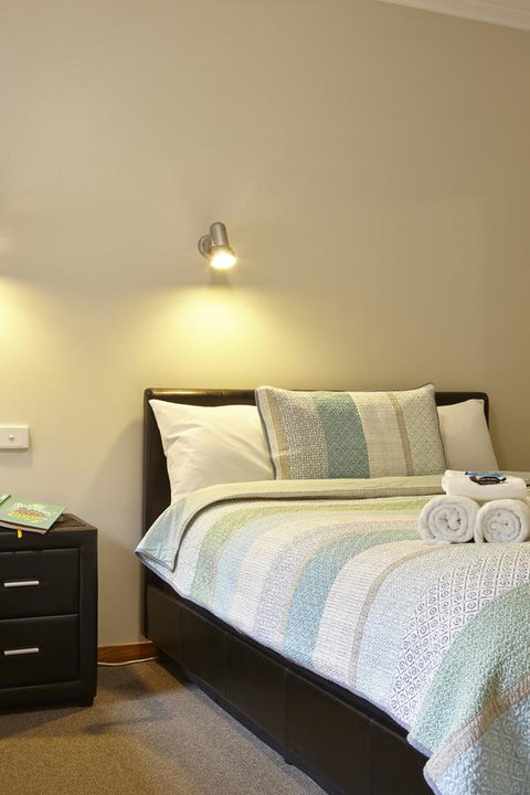 Goldfield Holiday Units - Darwin Holiday 4