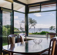 Beach Front Beauty - Ocean front views - Darwin Holiday