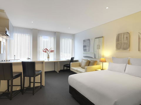 Oaks Melbourne On Collins Suites - Darwin Holiday 7