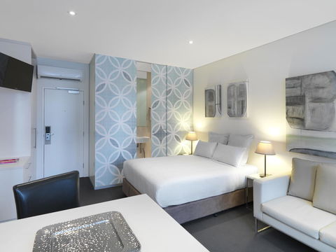Oaks Melbourne On Collins Suites - Darwin Holiday 9