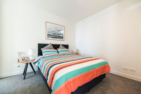 Ocean View/South-bank Premium Location 2 Bedroom Apartments - Darwin Holiday 10