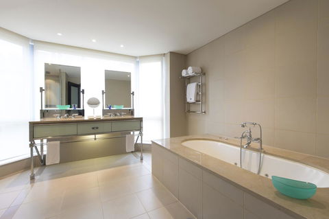 The Westin Melbourne - Darwin Holiday 4