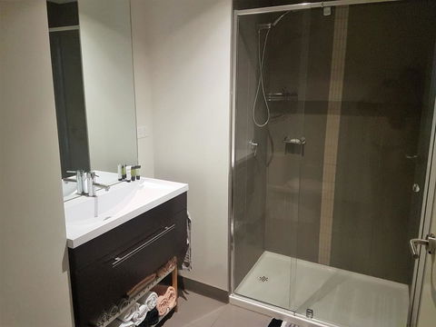 Southbank Short Stay Apartment - Darwin Holiday 7