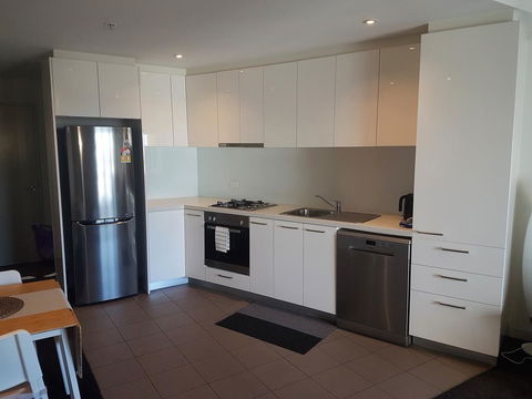 Southbank Short Stay Apartment - Darwin Holiday 4