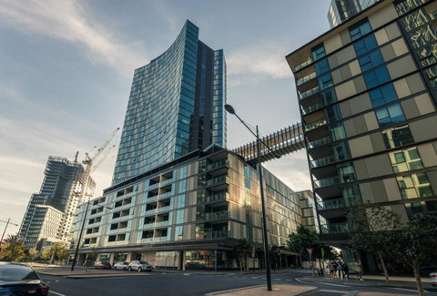 Waterfront 3 Bedroom Luxury Home Victoria Harbour - Darwin Holiday 21