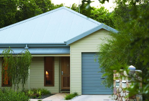 Luxury Abalina Cottages - Darwin Holiday 2