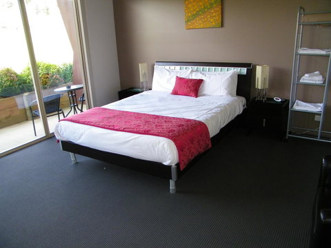 De\'Vine Escape - Darwin Holiday 26