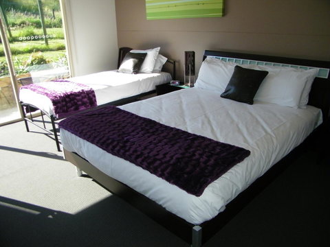 De\'Vine Escape - Darwin Holiday 8