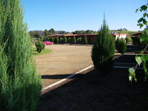 De\'Vine Escape - Darwin Holiday 10