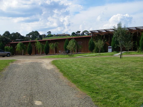 De\'Vine Escape - Darwin Holiday 25