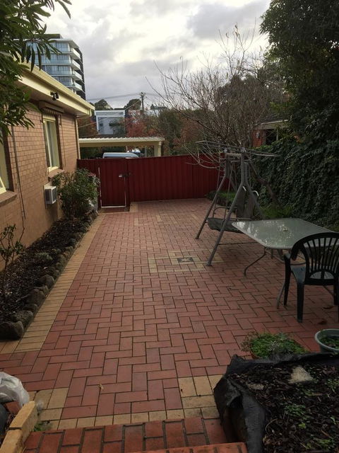 Doncaster Westfield Home Stay - Darwin Holiday 24