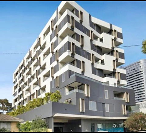 Guest House In Melbourne - Darwin Holiday 19