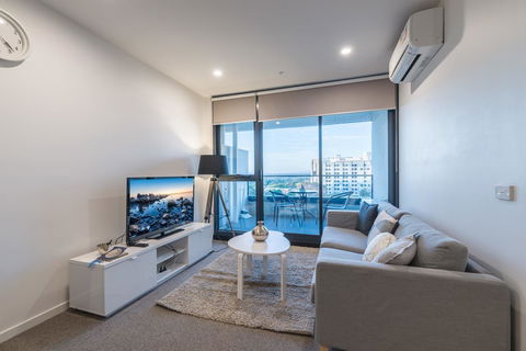 Guest House In Melbourne - Darwin Holiday 5