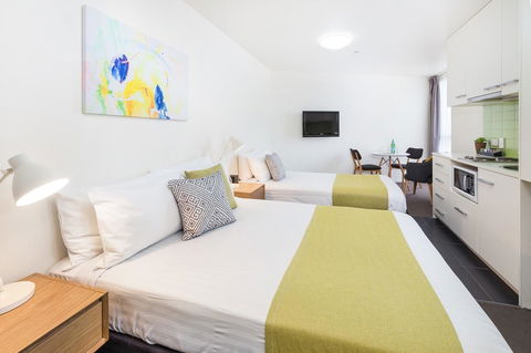 City Edge North Melbourne Apartment Hotel - Darwin Holiday 12