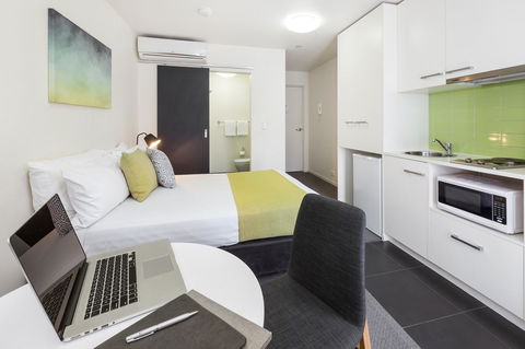 City Edge North Melbourne Apartment Hotel - Darwin Holiday 5