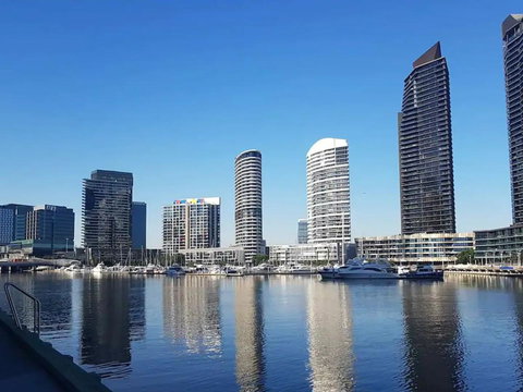 JC Waterfront Apartments On Collins - Darwin Holiday 23