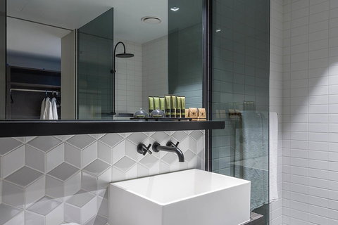 Peppers Docklands - Darwin Holiday 22