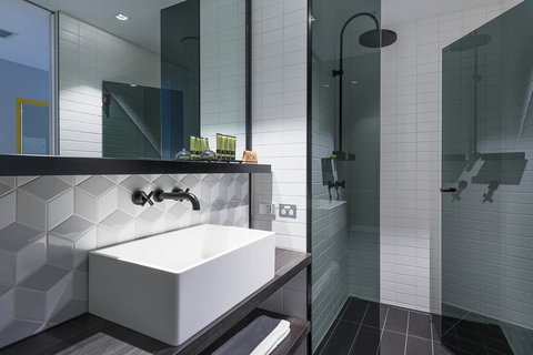 Peppers Docklands - Darwin Holiday 31