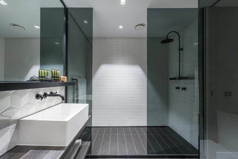 Peppers Docklands - Darwin Holiday 21