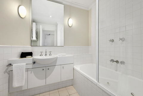 Comfort Hotel Melbourne Central - Darwin Holiday 6