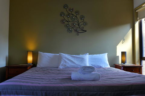 Executive Hideaway - Darwin Holiday 28