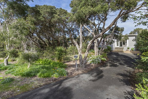 Sunset On Scott - Relax In Tranquility & Style - Darwin Holiday 2