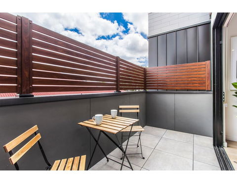 Boutique Apartment In Quiet, Sought-after Suburb - Darwin Holiday 2