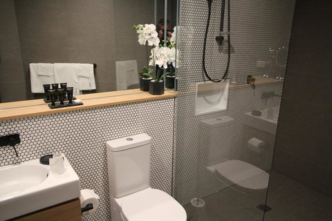 Evelyn507 - Darwin Holiday 8