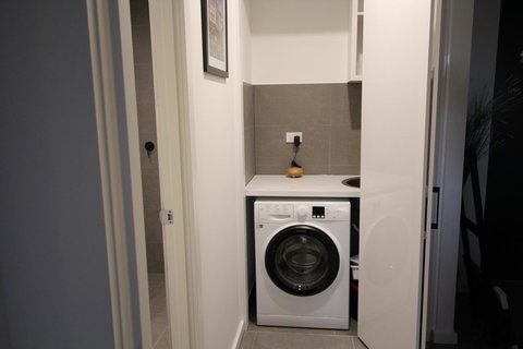 Evelyn507 - Darwin Holiday 3