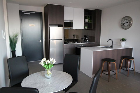 Evelyn507 - Darwin Holiday 0