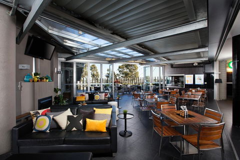 Atura Dandenong - Darwin Holiday 6