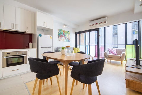 Canvas Suites On Russell Place - Darwin Holiday 24