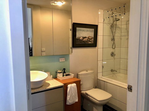 Vibe-Modern 2 Bed Apartment - Darwin Holiday 5