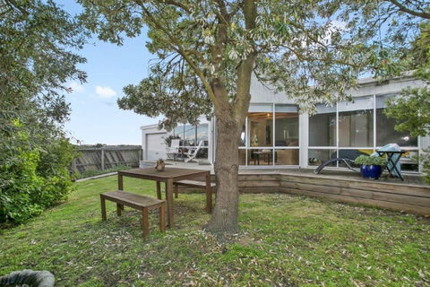 47 Baker Street - Darwin Holiday 24