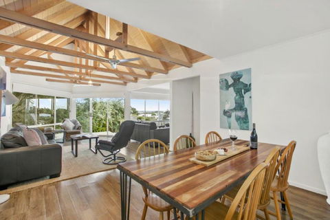 47 Baker Street - Darwin Holiday 0