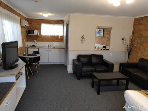 Coachman Motel And Holiday Units - Darwin Holiday 24