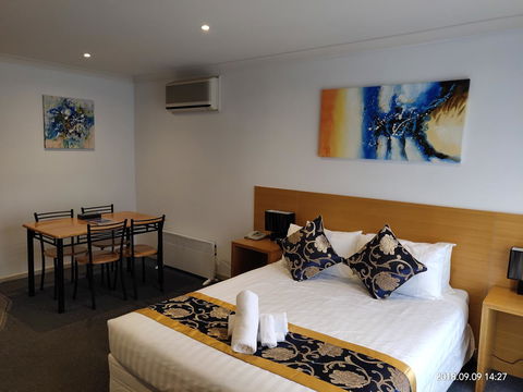 Coachman Motel And Holiday Units - Darwin Holiday 1