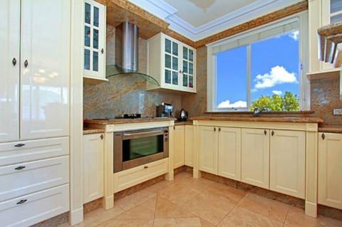 ABC Accommodation - Rosebud - Darwin Holiday 4