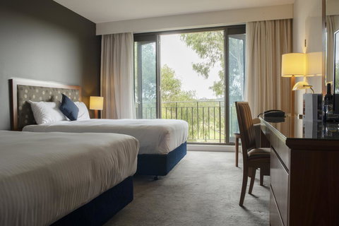 Yarra Valley Lodge - Darwin Holiday 22