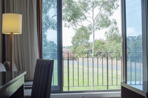 Yarra Valley Lodge - Darwin Holiday 33