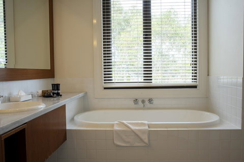 Yarra Valley Lodge - Darwin Holiday 23