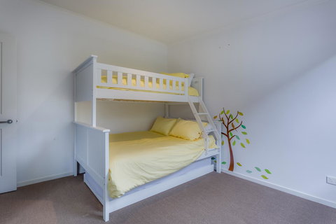 Cute Cottage On Cain - Beach At End Of Street - Darwin Holiday 14