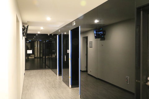 E-Boutique S Collection - Darwin Holiday 7