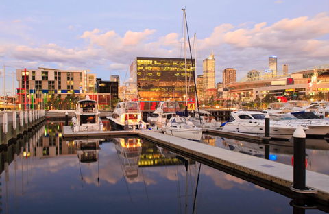 Docklands Private Collection - City Harbour Apartments - Darwin Holiday 15