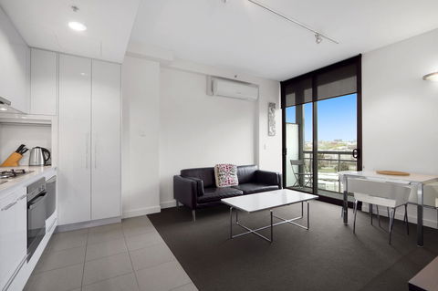 Docklands Private Collection - City Harbour Apartments - Darwin Holiday 37