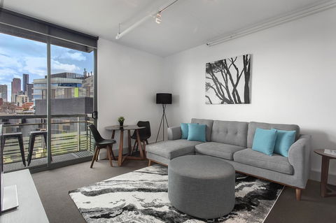 Docklands Private Collection - City Harbour Apartments - Darwin Holiday 3