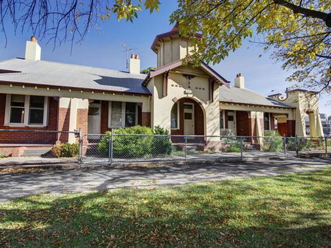 Boutique Heritage Studios On Ryrie Geelong CBD Opposite Hospital - Darwin Holiday 4