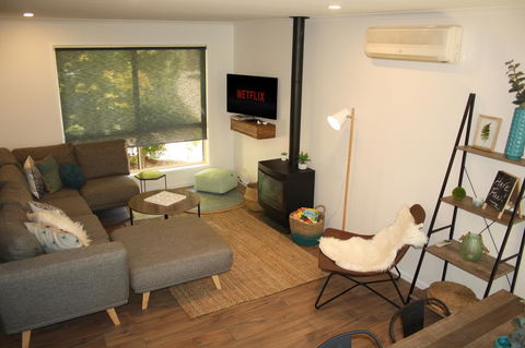 4 Autumn Grove - Darwin Holiday 0